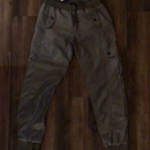 NWT Ino brand from BARNEYS!! Nylon cargo pant!!!